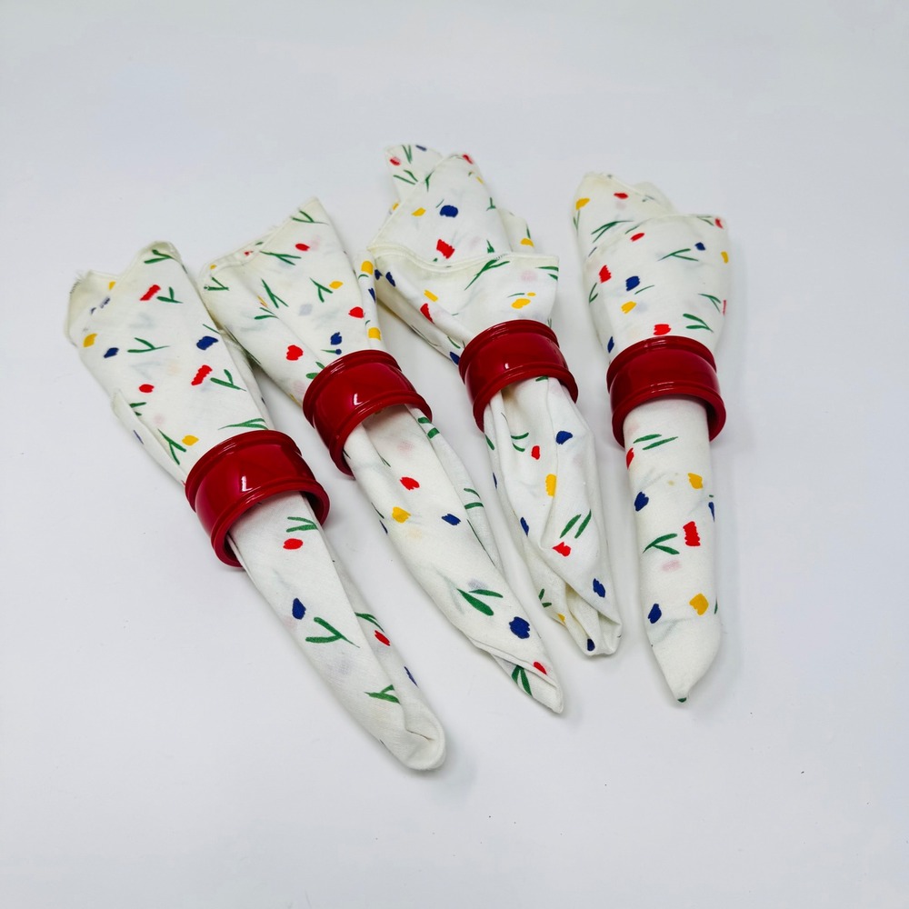 Napkin and Ring 4pc Set White Red Floral Tulips Vintage Table Decor Cottagecore